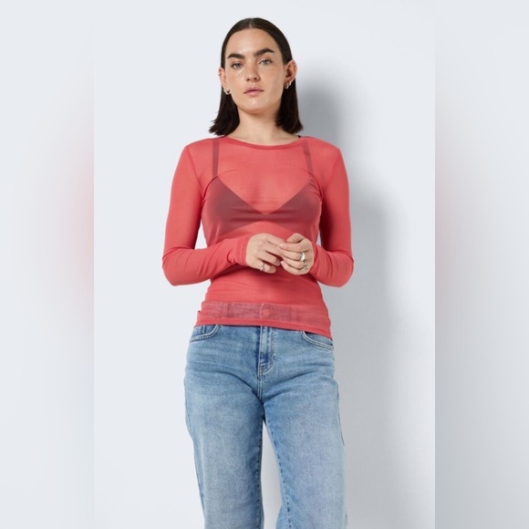Noisy may Tops - NOISY MAY | Long Sleeve | Mesh | Sheer| RoundNeck | Top | SunkissedCoral |Size L